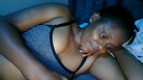Snapshot of cutezarina chatting on 4, 7, 2026 cutezarina online show from 4, 7, 2026
