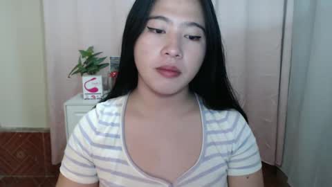 Snapshot of cutie_asianwoman chatting on 18, 12, 2024 cutie_asianwoman online show from 18, 12, 2024