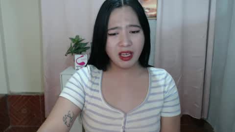 Snapshot of cutie_asianwoman chatting on 22, 12, 2024 cutie_asianwoman online show from 22, 12, 2024