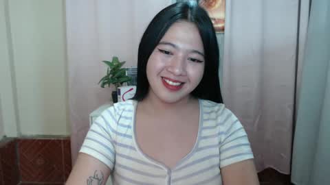 Snapshot of cutie_asianwoman chatting on 5, 1, 2025 cutie_asianwoman online show from 5, 1, 2025