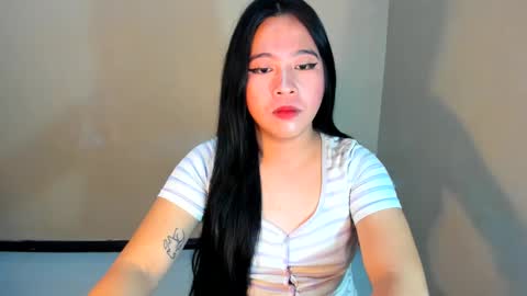 Snapshot of cutie_asianwoman chatting on 17, 2, 2025 cutie_asianwoman online show from 17, 2, 2025