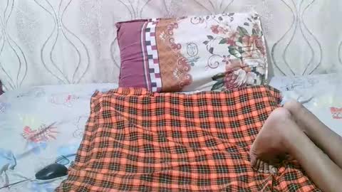 Snapshot of cutie_sally chatting on 31, 10, 2025 cutie_sally online show from 31, 10, 2025