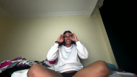 Snapshot of cutie_violette chatting on 2, 1, 2025 Violette 3 online show from 2, 1, 2025