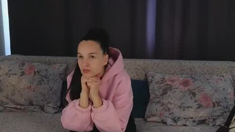 Snapshot of cutiefru1t chatting on 15, 4, 2026 Trisha online show from 15, 4, 2026