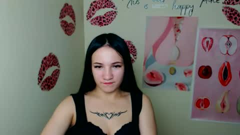 Snapshot of cutielady_ chatting on 10, 10, 2025 Emma online show from 10, 10, 2025