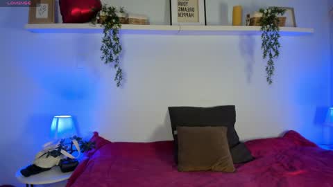 Laura online show from 29, 4, 2026