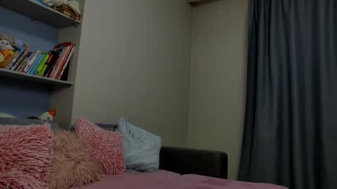 cuttiebunny online show from 20, 2, 2025