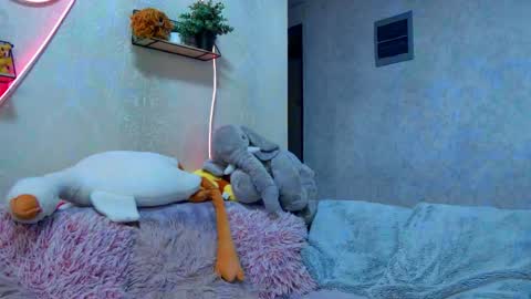 cuttiebunny online show from 13, 5, 2026