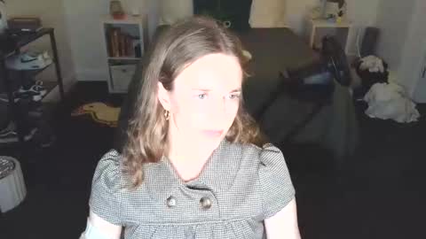 Claire online show from 9, 6, 2026
