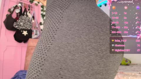 Camila online show from 6, 2, 2025