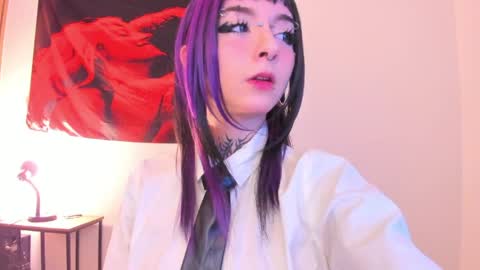 cel I am independent Help me reach 200 thumbs up uwu online show from 2, 4, 2026