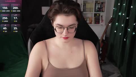 Helen Blossom online show from 8, 1, 2025