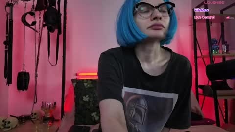 Lily Goddess online show from 7, 5, 2026