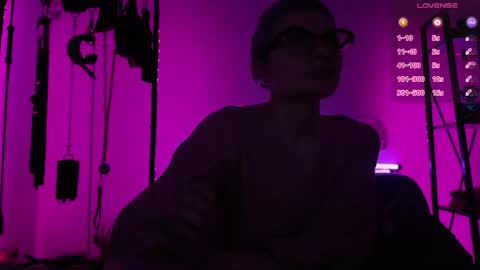 Lily Goddess online show from 21, 5, 2026