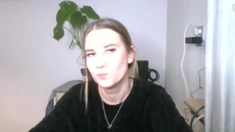 CyntiaNatural online show from 14, 12, 2024