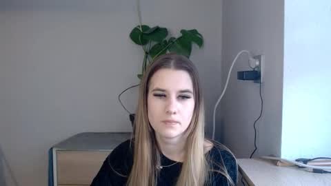 CyntiaNatural online show from 5, 2, 2025
