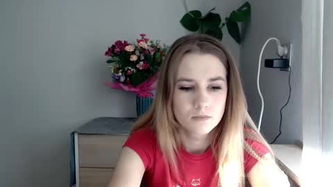 CyntiaNatural online show from 19, 2, 2025