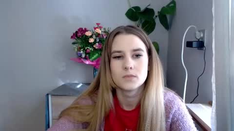 CyntiaNatural online show from 19, 2, 2025