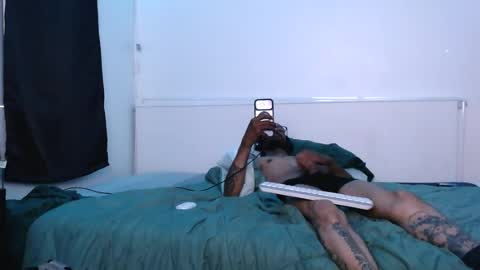 SkinnyTattedGuy online show from 20, 7, 2026