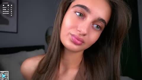 Snapshot of czamabech chatting on 13, 11, 2025 Isabella online show from 13, 11, 2025