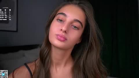 Isabella online show from 22, 11, 2025