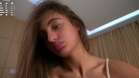 Isabella online show from 25, 4, 2026