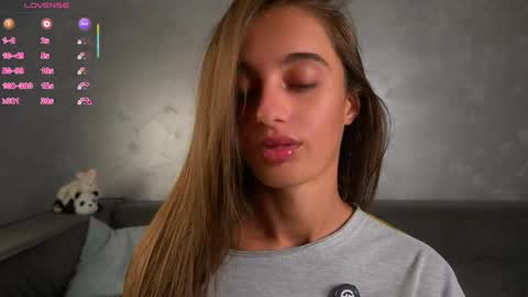 Isabella online show from 9, 5, 2026