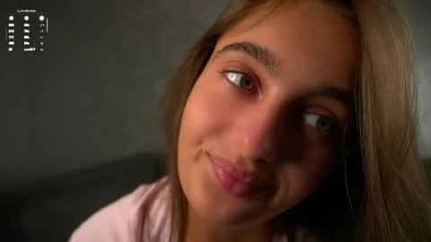 Isabella online show from 15, 5, 2026
