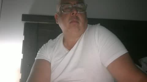 Snapshot of czar1974 chatting on 12, 6, 2026 czar1974 online show from 12, 6, 2026