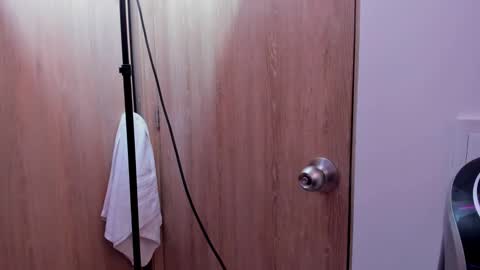 darling online show from 2, 1, 2025