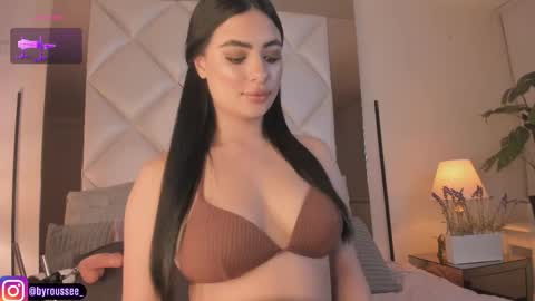 Snapshot of d_kimrouse_h chatting on 14, 11, 2025 Kim online show from 14, 11, 2025