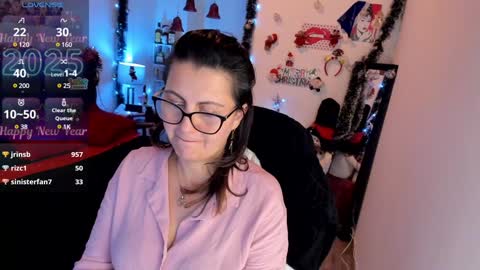 Mia  online show from 4, 1, 2025