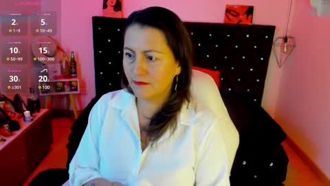 Mia  online show from 25, 1, 2025