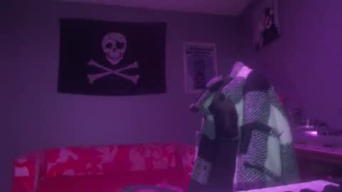 Snapshot of dabirdfree chatting on 11, 9, 2025 Destroyer online show from 11, 9, 2025