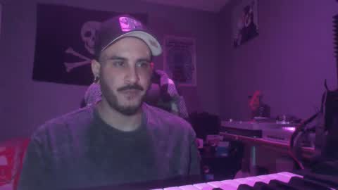 Snapshot of dabirdfree chatting on 15, 10, 2025 Destroyer online show from 15, 10, 2025