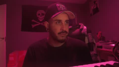 Snapshot of dabirdfree chatting on 17, 10, 2025 Destroyer online show from 17, 10, 2025