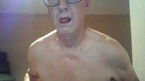daddddy2023 online show from 10, 9, 2025