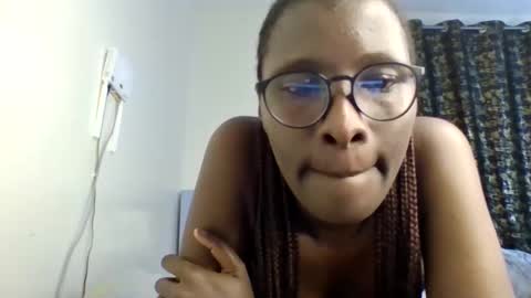 Snapshot of daddies_lover chatting on 29, 4, 2026 Goddess online show from 29, 4, 2026