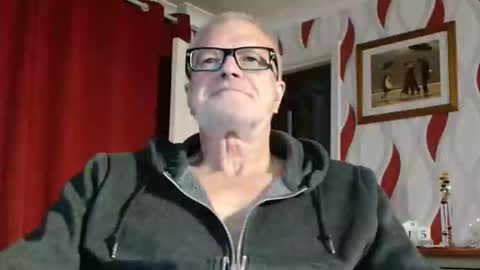 Brian ... online show from 15, 9, 2025