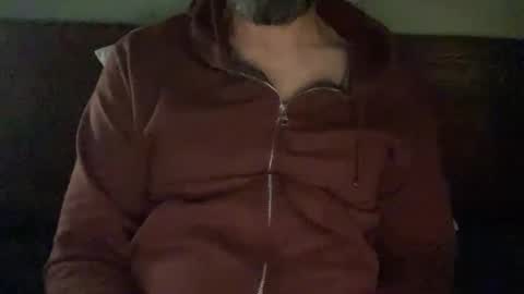 Snapshot of daddnextdoor chatting on 16, 12, 2024 daddnextdoor online show from 16, 12, 2024