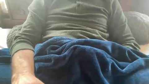 Snapshot of daddnextdoor chatting on 24, 2, 2025 daddnextdoor online show from 24, 2, 2025