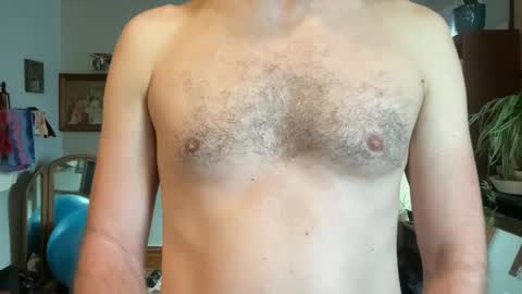 Snapshot of daddnextdoor chatting on 15, 9, 2025 daddnextdoor online show from 15, 9, 2025