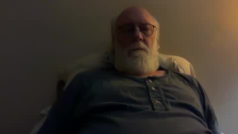 Snapshot of daddy341177 chatting on 16, 10, 2025 daddy341177 online show from 16, 10, 2025