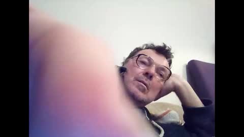 Snapshot of daddy91964 chatting on 9, 3, 2025 daddy91964 online show from 9, 3, 2025