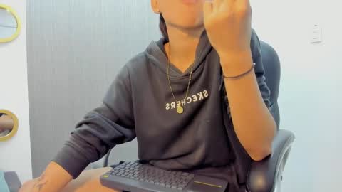 daddy_darcks online show from 8, 9, 2025