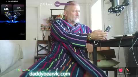 Snapshot of daddybearvlc chatting on 25, 11, 2025 DaddyBear online show from 25, 11, 2025