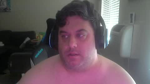 Snapshot of daddybody4u chatting on 2, 4, 2026 daddybody4u online show from 2, 4, 2026