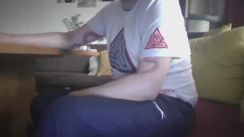 daddycomehome1 online show from 28, 2, 2025