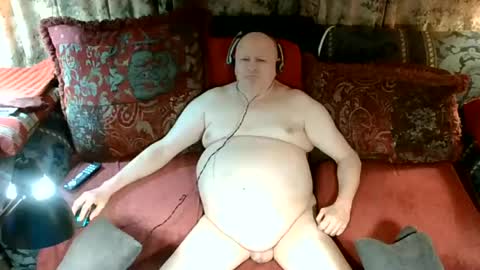 Snapshot of daddycubbyhubby chatting on 24, 6, 2026 Daddy online show from 24, 6, 2026