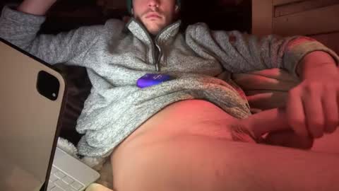 Snapshot of daddydoesit69 chatting on 16, 12, 2024 Leo online show from 16, 12, 2024